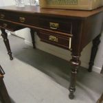 681 2433 WRITING DESK